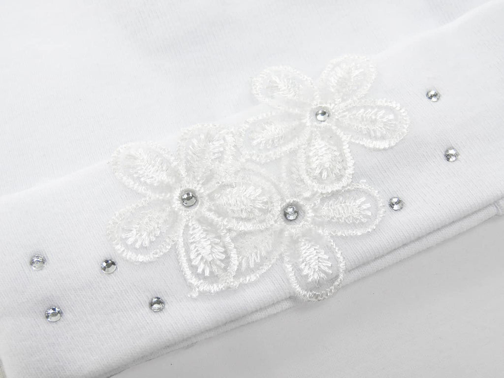 dettaglio - Emily - Berretto neonata in cotone con strass e fiori in pizzo