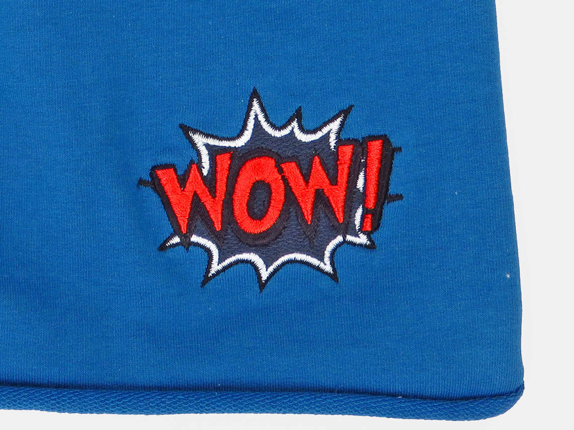 dettaglio Denim- WOW- Berretto bimbo e ragazzo con ricamo WOW