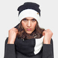 Set cappello e sciarpa ad anello bianco e nero con strass neri - Colombo Milano 1911