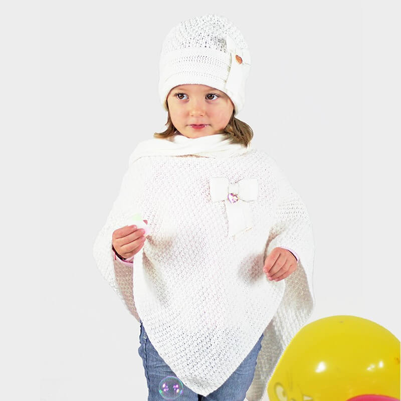 Bianco - Mantella e cappello da bimba a nido d'ape