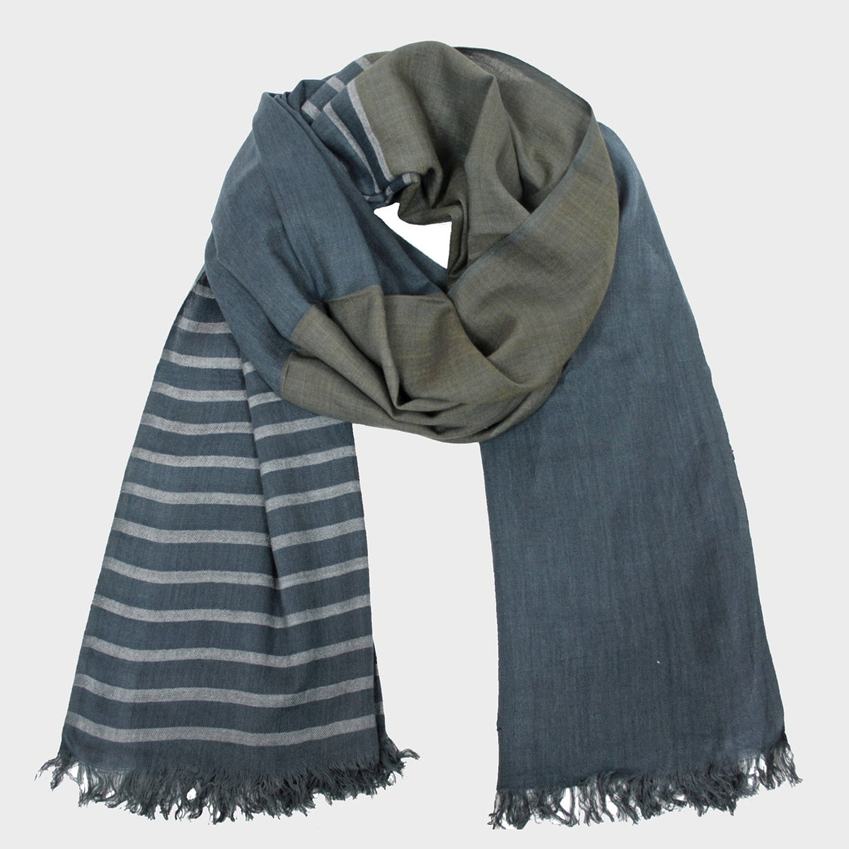 Sciarpa leggera - pashmina rigata da un lato e bicolor dall'altro