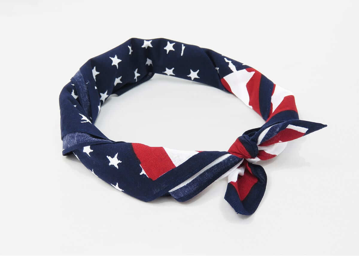 Arrotolata - USA - bandana di cotone con bandiera americana vintage stampata