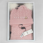 Completo a trecce e pompon in scatola -6m/2a