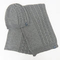 Cappello e sciarpa intrecciati grigio melange