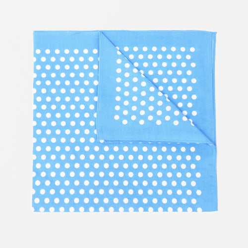 Bandana in cotone a POIS - AZZURRO pastello piegata