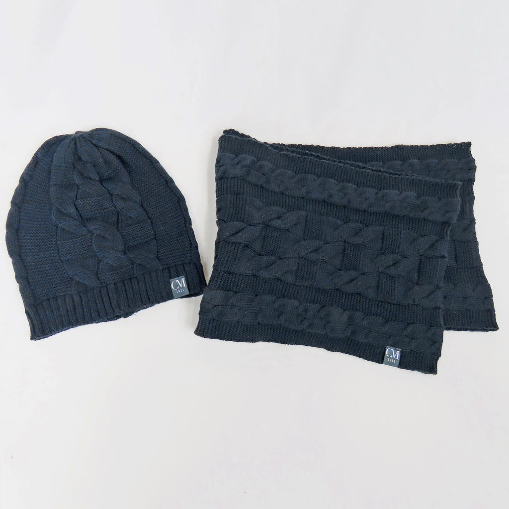 Cappello e sciarpa ad anello blu a trecce