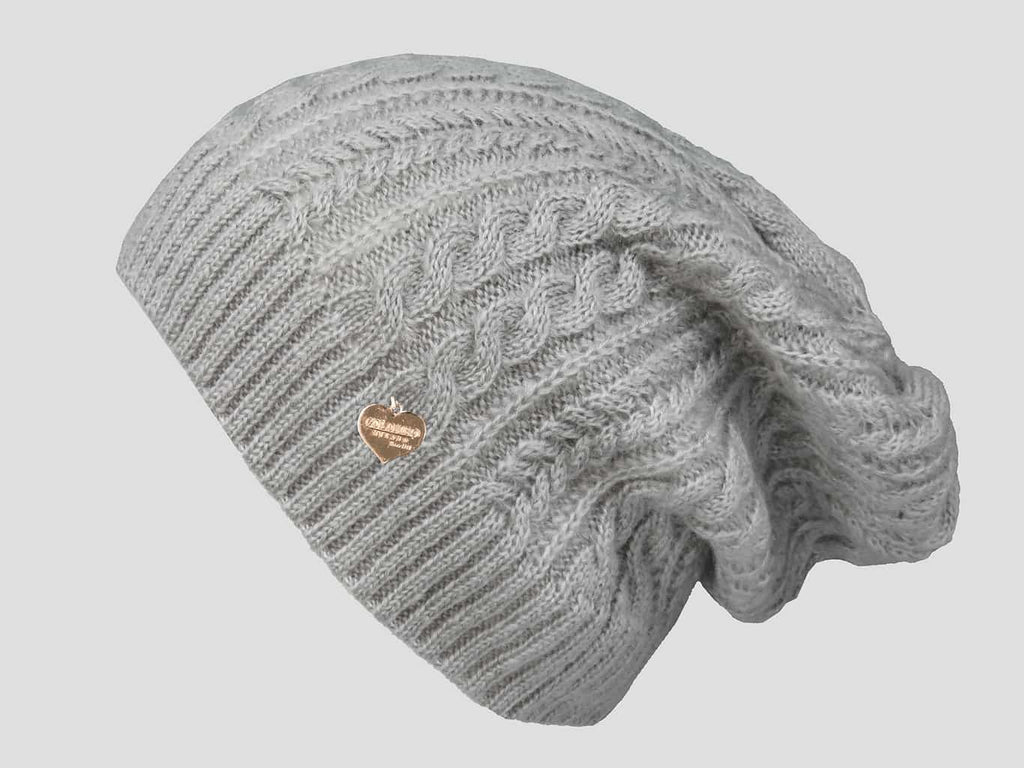 Grigio - berretto donna - cappello morbido tricot lavorato a trecce con medaglietta oro a cuore