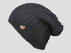 nero - berretto donna - cappello morbido tricot lavorato a trecce con medaglietta oro a cuore