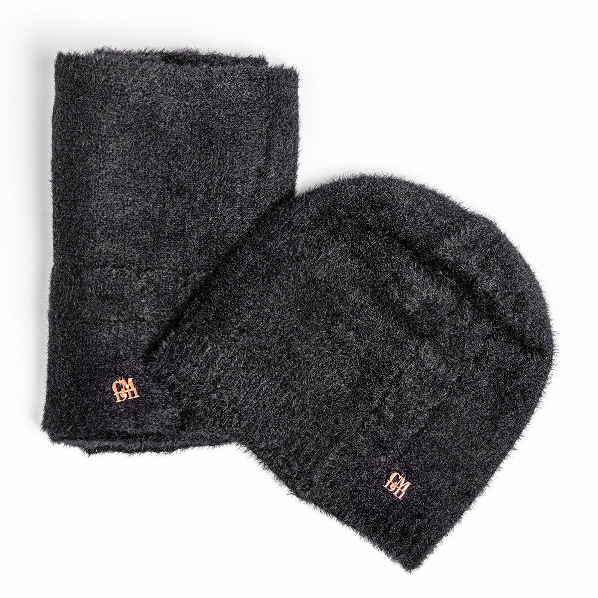 Cappello e sciarpa ad anello nero pelosi