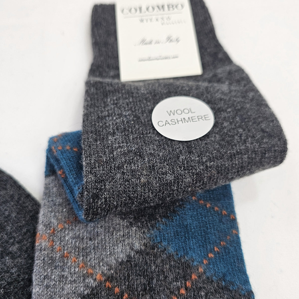 Calze lunghe a rombi in Cashmere colori scuri grigio dettaglio