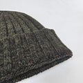 Cappello in cashmere a coste verde militare - Made in Italy dettaglio