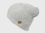 Modello - cappello a costine dai colori delicati finissaggio mohair