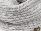 Dettaglio cuoricino - sciarpa ad anello finissaggio mohair colori delicati