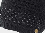 Dettaglio cuoricino - berretto da donna lavorato a maglia con brillantini
