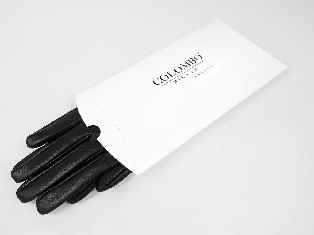 Scatola regalo - guanti da donna in ecopelle con inserto di pizzo